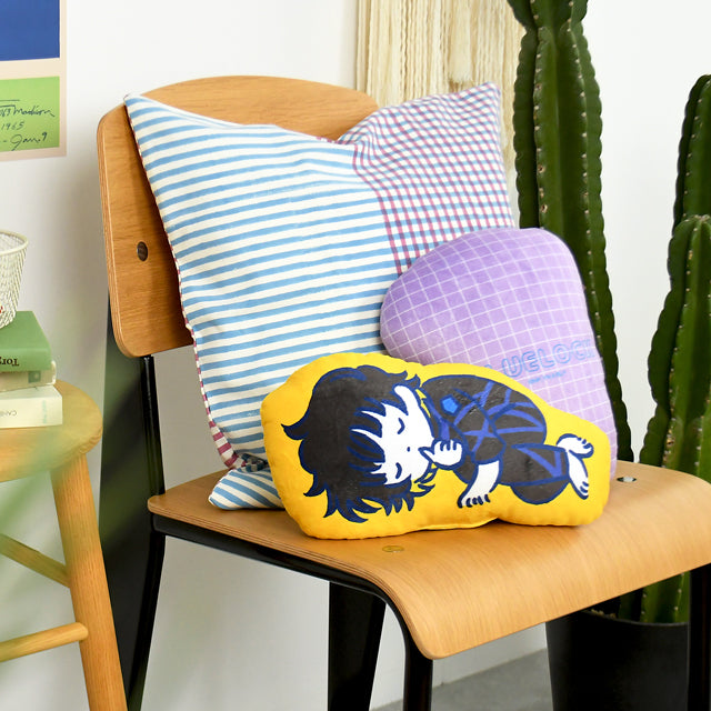 ブルーロック ビィズニィズ ダイカットクッション(蜂楽 廻)