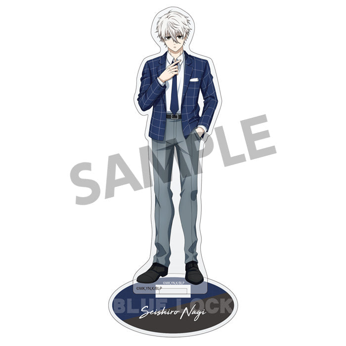ブルーロック_描き下ろしアクリルフィギュア 凪 誠士郎 スーツ ver.