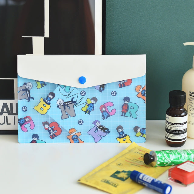 ブルーロック　ビィズニィズ　エンベロープケース（イニシャル）