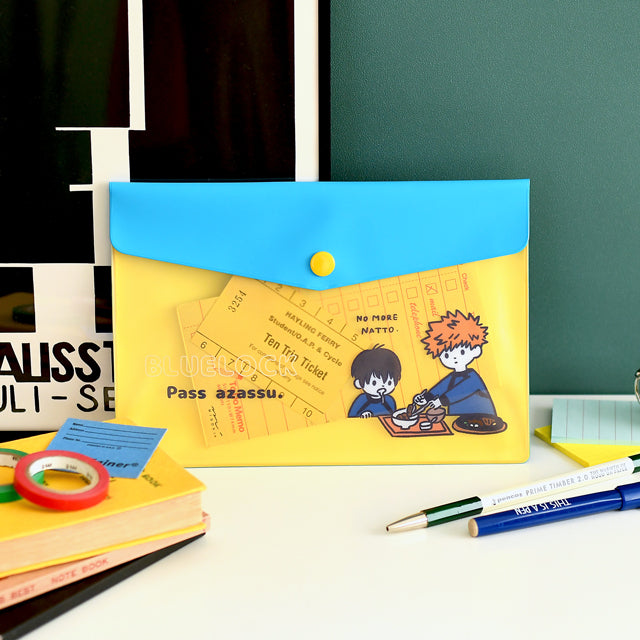 ブルーロック　ビィズニィズ　エンベロープケース（潔と國神）