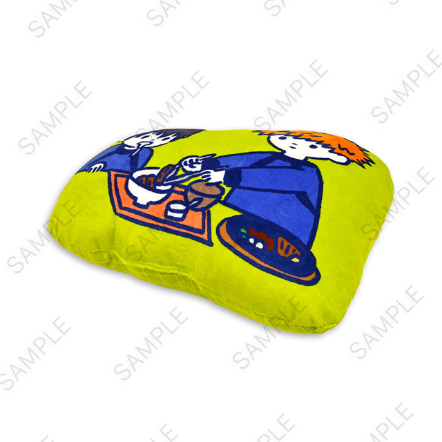 ブルーロック　ビィズニィズ　ダイカットクッション（潔と國神）