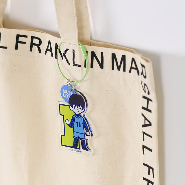 ブルーロック　ビィズニィズ　ビッグアクリルキーホルダー（潔 世一）