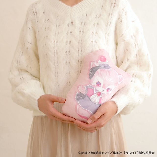 【推しの子】_MAKIコラボ ダイカットクッション（有馬かな）