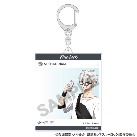 ブルーロック_SNS風アクリルキーホルダー　凪誠士郎　休日メガネ