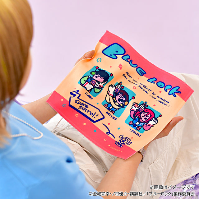 ブルーロック_水沢石鹸コラボ　ハンドタオル（サッカーボール星人を追え！）