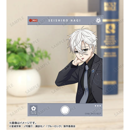 ブルーロック_描き下ろし 凪 誠士郎 スーツモデルver. アクリルカード