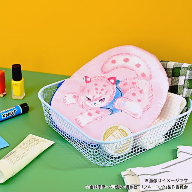 ブルーロック_Ms LUTRAコラボ ダイカットポーチ(千切 豹馬)