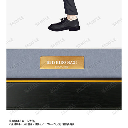 ブルーロック_描き下ろし 凪 誠士郎 スーツモデルver. キャラファイングラフ